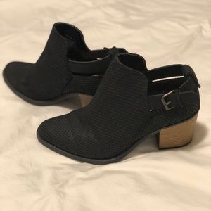 Qupid Black Booties with Buckle